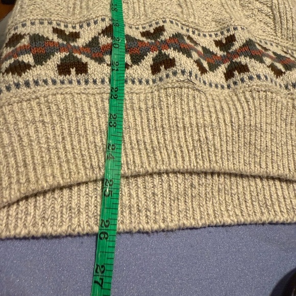 Geoffrey Beene Knit Sweater with Geometric Pattern - Picture 4 of 6